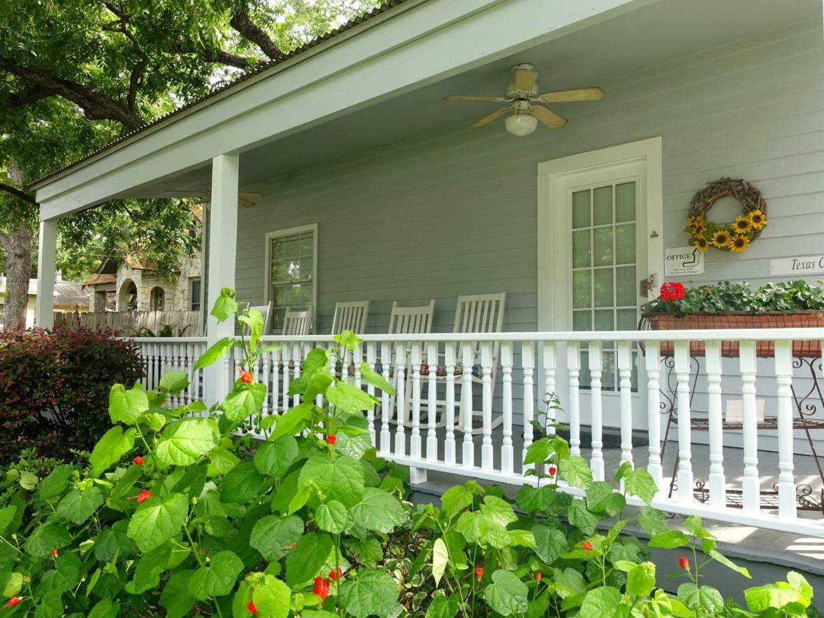 Comal Inn Нью Браунфелс Экстерьер фото